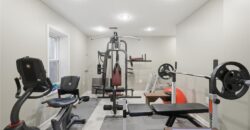 10423 Ridgeview Ave. Avenue, Liberty, MO 64068