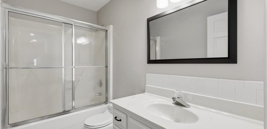10423 Ridgeview Ave. Avenue, Liberty, MO 64068