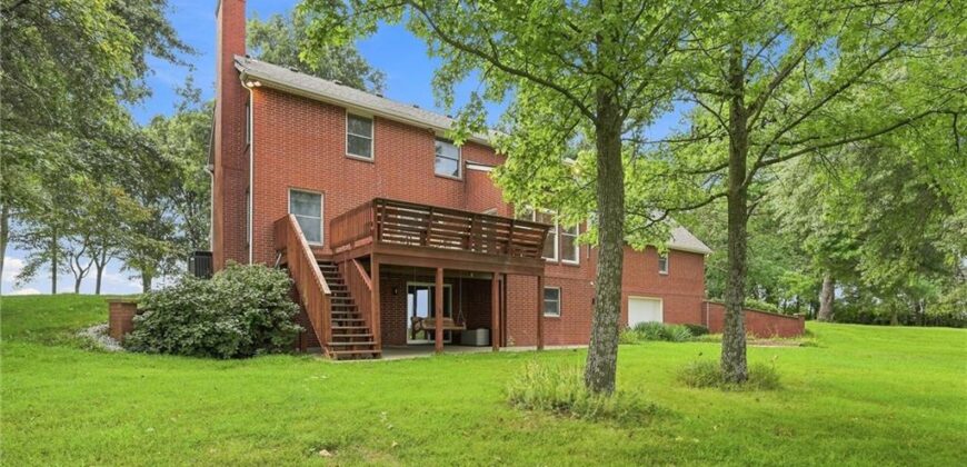 10423 Ridgeview Ave. Avenue, Liberty, MO 64068