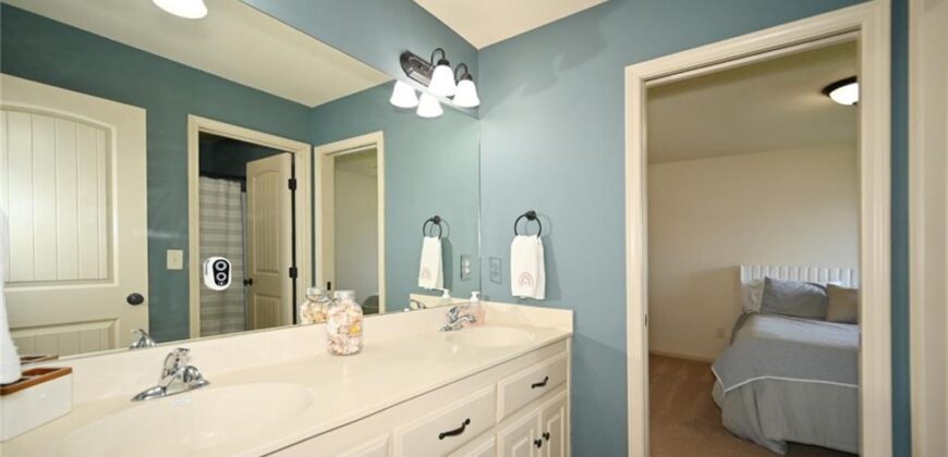 17380 NW 130th Terrace, Platte City, MO 64079