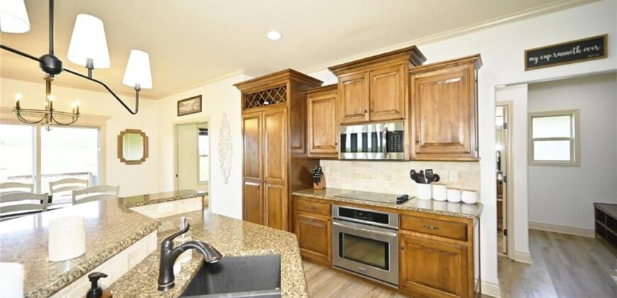 17380 NW 130th Terrace, Platte City, MO 64079