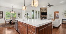 1905 NE 100th Terrace, Kansas City, MO 64155