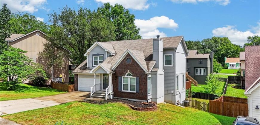 6529 NW Hidden Valley Road, Kansas City, MO 64152