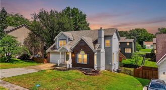 6529 NW Hidden Valley Road, Kansas City, MO 64152