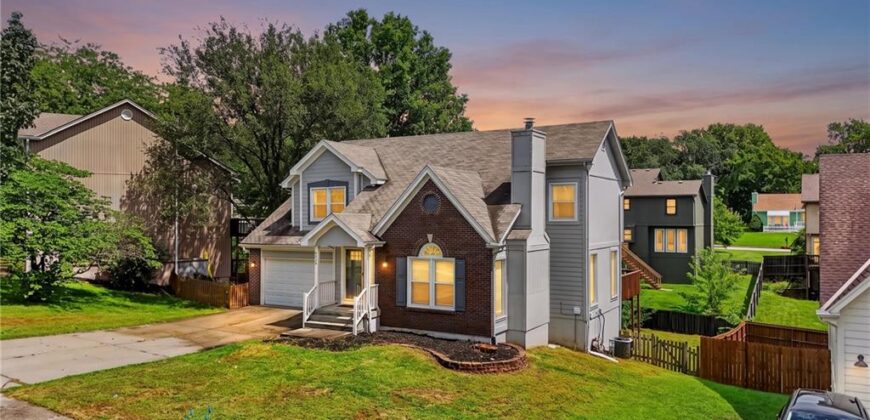 6529 NW Hidden Valley Road, Kansas City, MO 64152