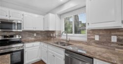 6529 NW Hidden Valley Road, Kansas City, MO 64152