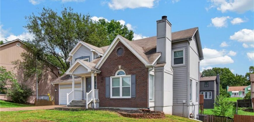 6529 NW Hidden Valley Road, Kansas City, MO 64152