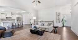 10322 N Winchester Avenue, Kansas City, MO 64156
