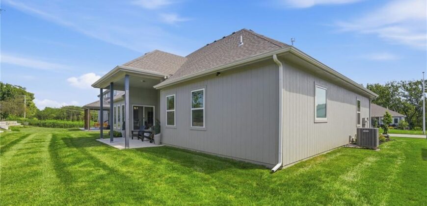 10322 N Winchester Avenue, Kansas City, MO 64156