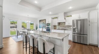 10322 N Winchester Avenue, Kansas City, MO 64156