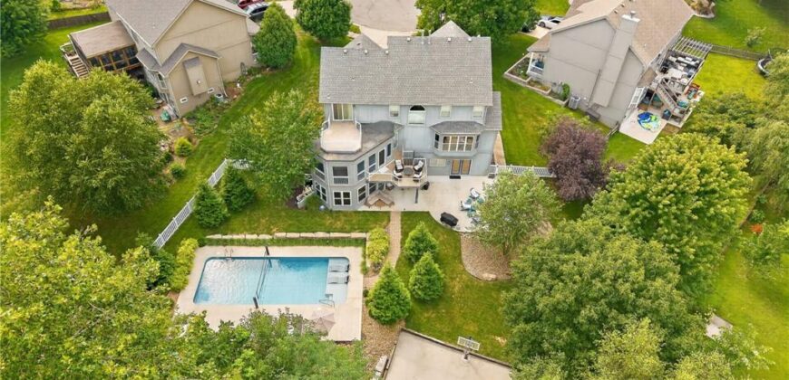 1037 Fox Run Terrace, Liberty, MO 64068