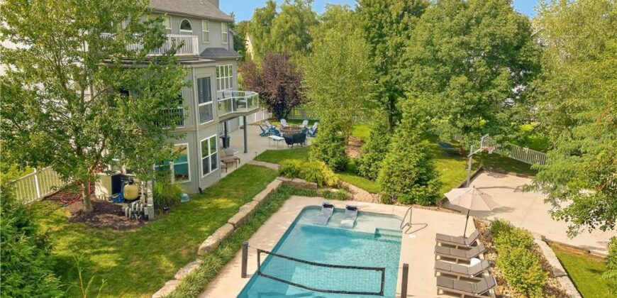1037 Fox Run Terrace, Liberty, MO 64068