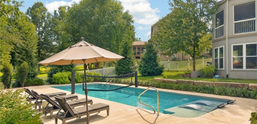 1037 Fox Run Terrace, Liberty, MO 64068