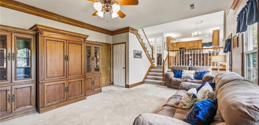 7934 NW 76th Terrace, Kansas City, MO 64152