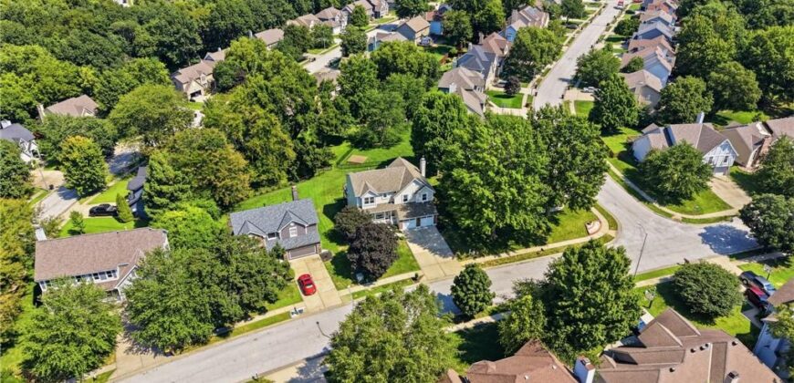 7934 NW 76th Terrace, Kansas City, MO 64152