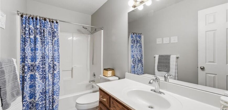 7934 NW 76th Terrace, Kansas City, MO 64152