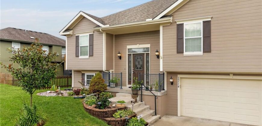 1714 Brooke Court, Kearney, MO 64060