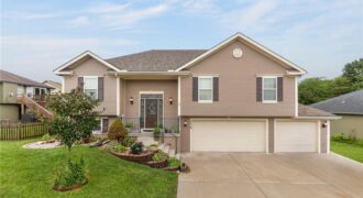 1714 Brooke Court, Kearney, MO 64060