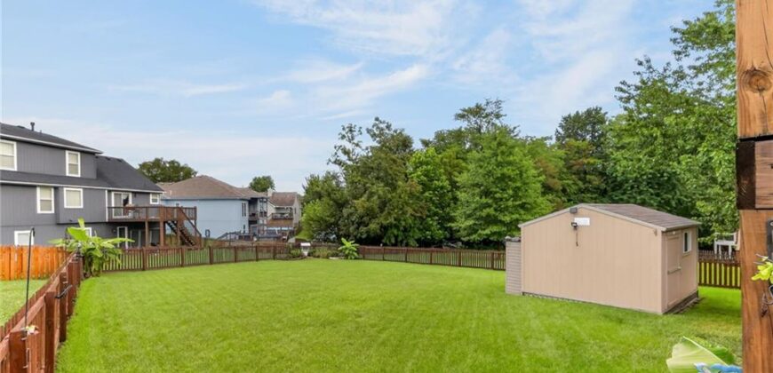 1714 Brooke Court, Kearney, MO 64060