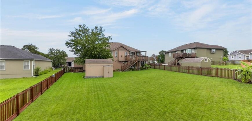 1714 Brooke Court, Kearney, MO 64060