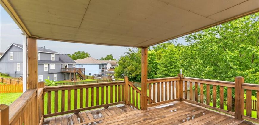 1714 Brooke Court, Kearney, MO 64060