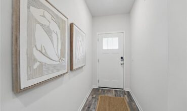 106 Lake Meadows Drive, Smithville, MO 64089