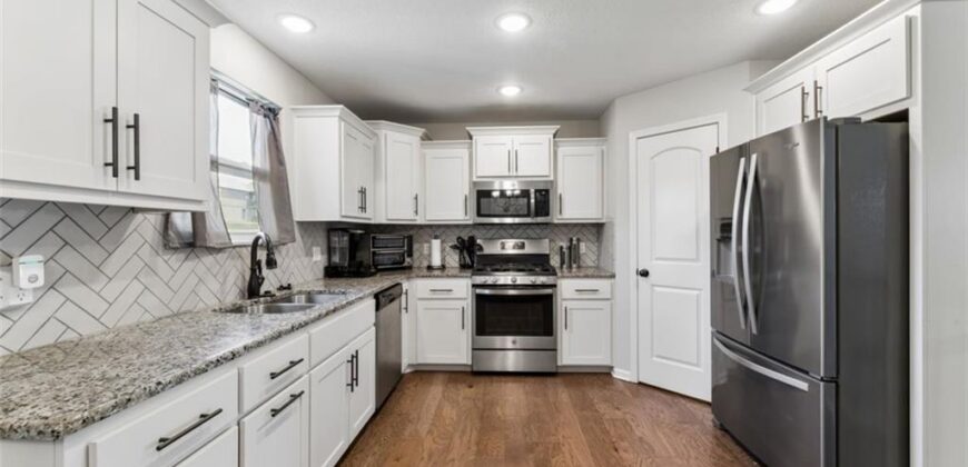 1700 Chestnut Street, Kearney, MO 64060