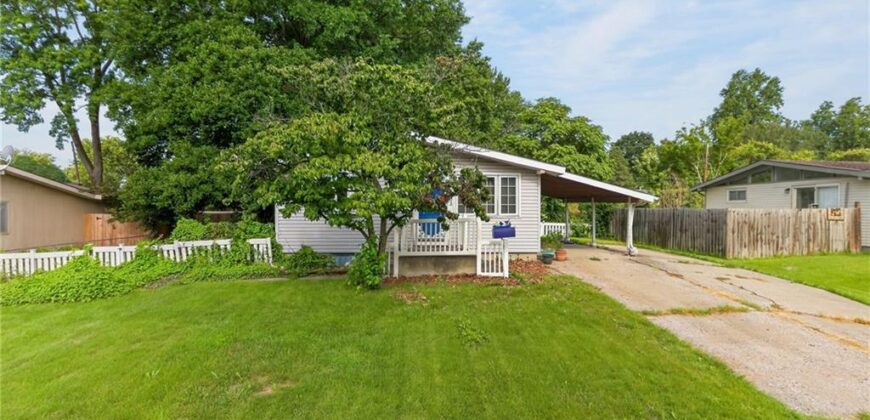 5902 N Garfield Avenue, Kansas City, MO 64118
