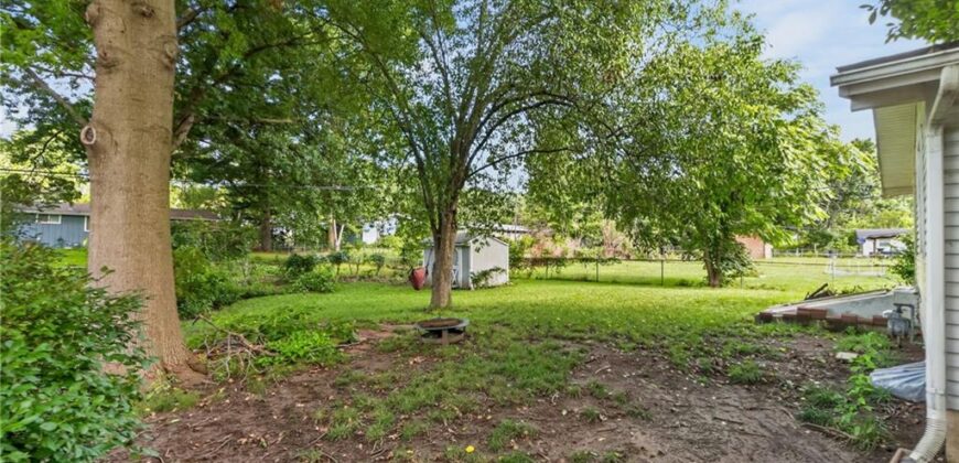 5902 N Garfield Avenue, Kansas City, MO 64118
