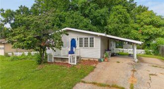 5902 N Garfield Avenue, Kansas City, MO 64118