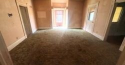 413 Maple Avenue, Smithville, MO 64089