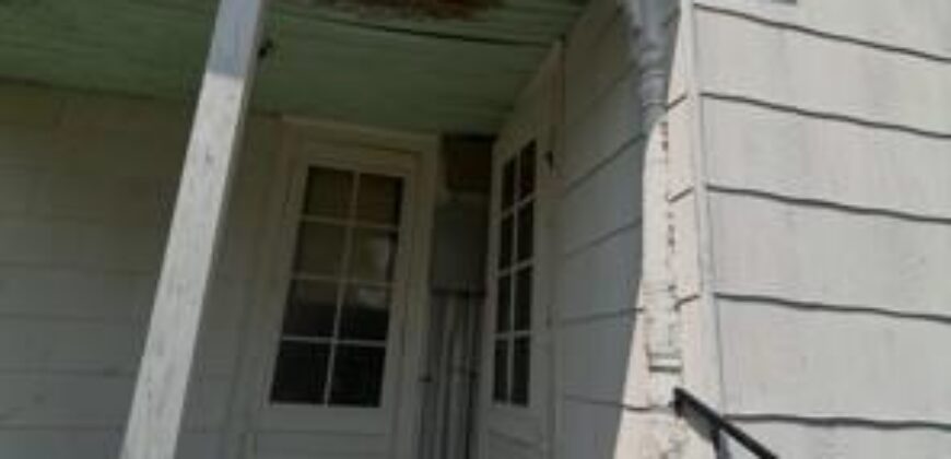 413 Maple Avenue, Smithville, MO 64089