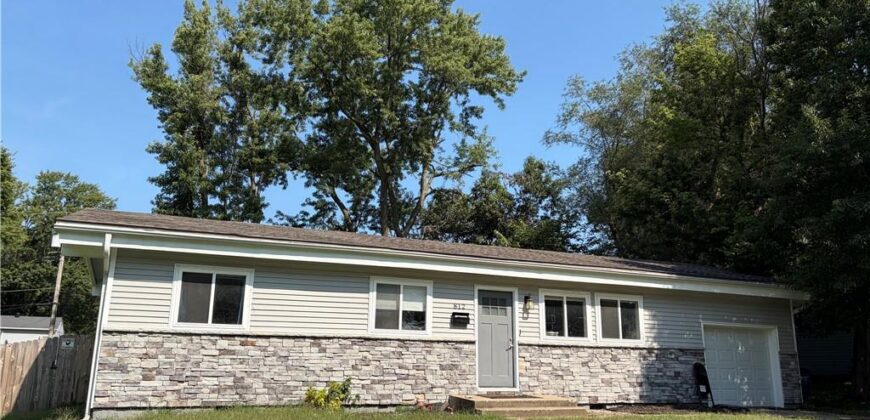 812 W Brown Street, Liberty, MO 64068