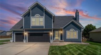 7419 N Booth Avenue, Kansas City, MO 64158