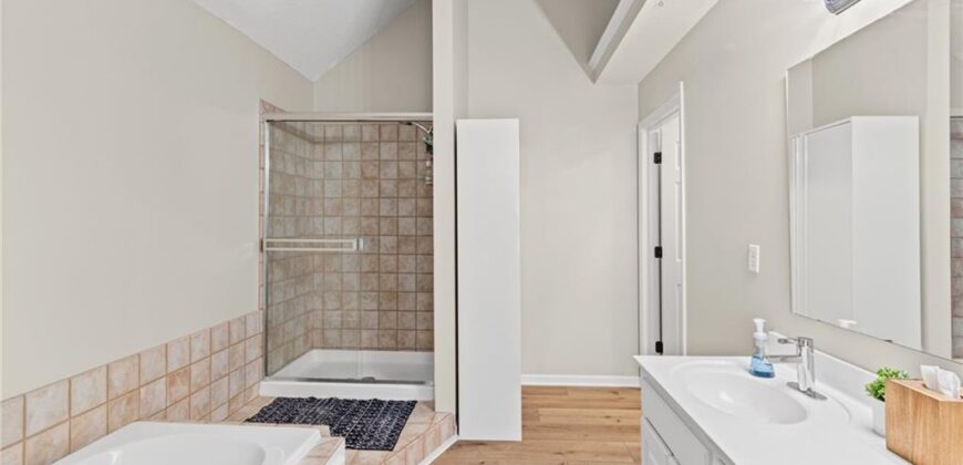 7419 N Booth Avenue, Kansas City, MO 64158