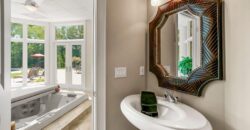 6006 W Shore Court, Parkville, MO 64152