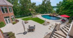 6006 W Shore Court, Parkville, MO 64152
