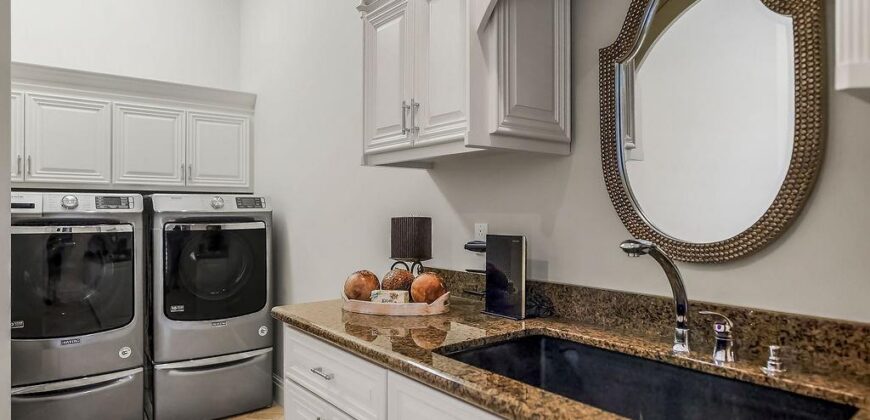 6006 W Shore Court, Parkville, MO 64152