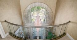 6006 W Shore Court, Parkville, MO 64152