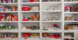 6006 W Shore Court, Parkville, MO 64152