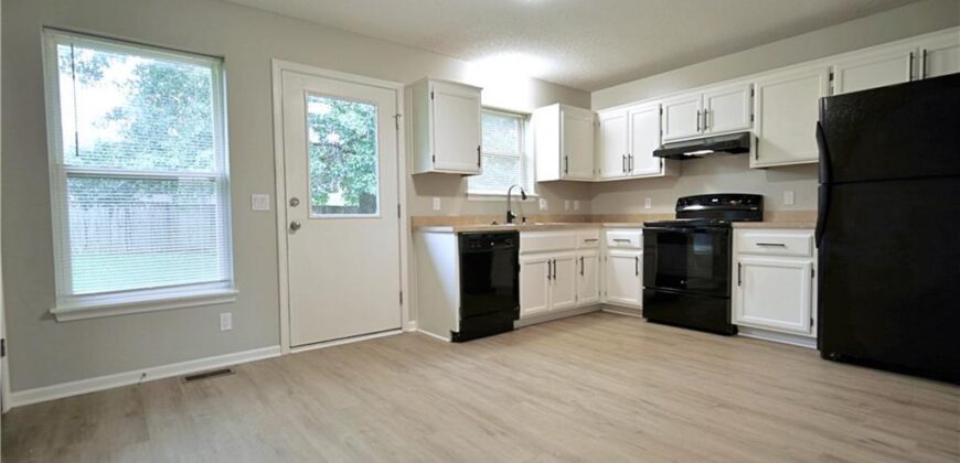 1215 Susan Street, Kearney, MO 64060