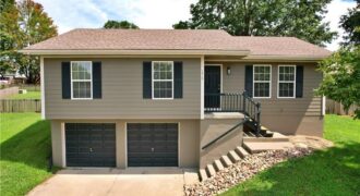 1215 Susan Street, Kearney, MO 64060