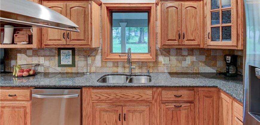 4108 NW 73rd Street, Kansas City, MO 64151