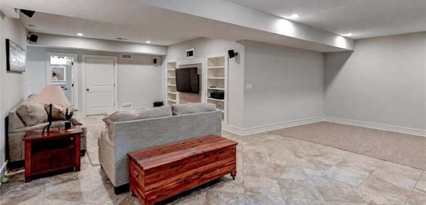 4108 NW 73rd Street, Kansas City, MO 64151