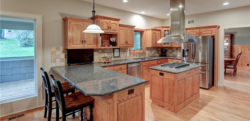 4108 NW 73rd Street, Kansas City, MO 64151