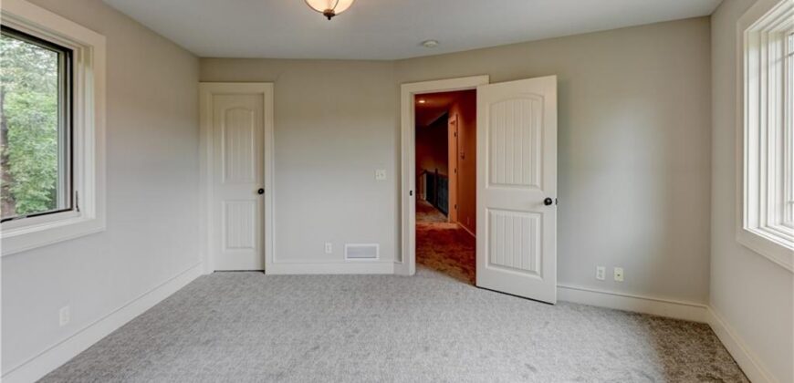 4108 NW 73rd Street, Kansas City, MO 64151
