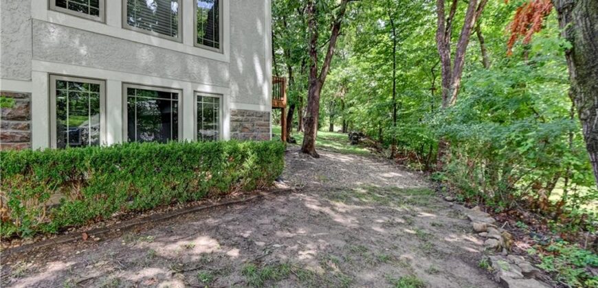 4108 NW 73rd Street, Kansas City, MO 64151