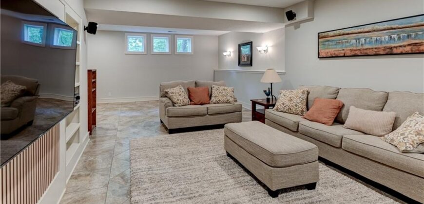 4108 NW 73rd Street, Kansas City, MO 64151