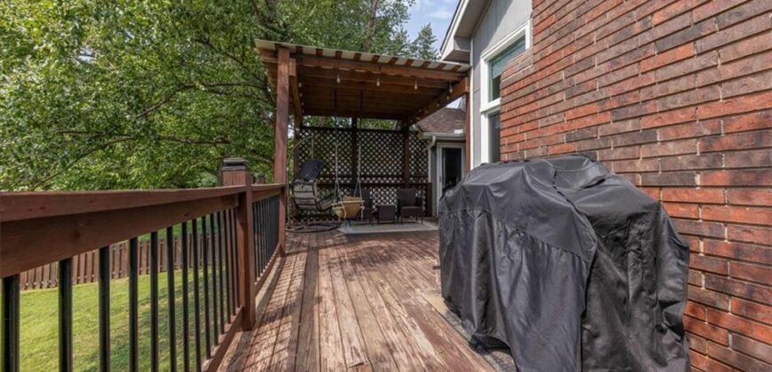 6728 N Quincy Circle, Kansas City, MO 64119