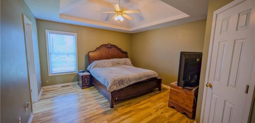 715 NE 107th Terrace, Kansas City, MO 64155
